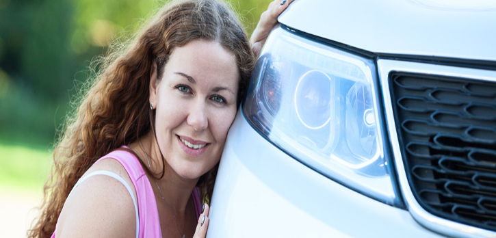 Car-loan-happy-customers